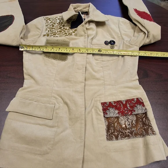 Patch Jacket - Picture 9 of 10